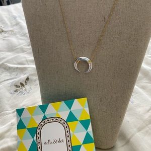 Stella & Dot Luna Pendant Necklace